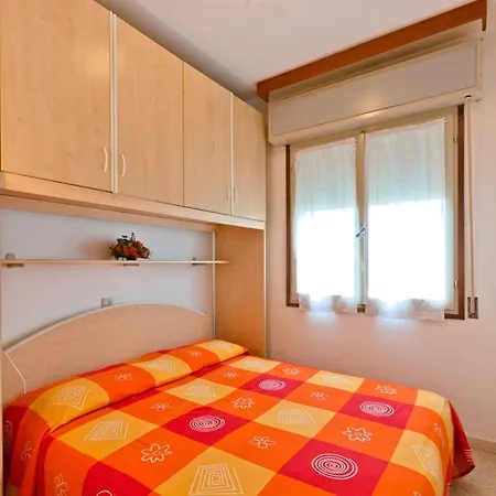 In 24425 Διαμέρισμα Μπιμπιόνε
